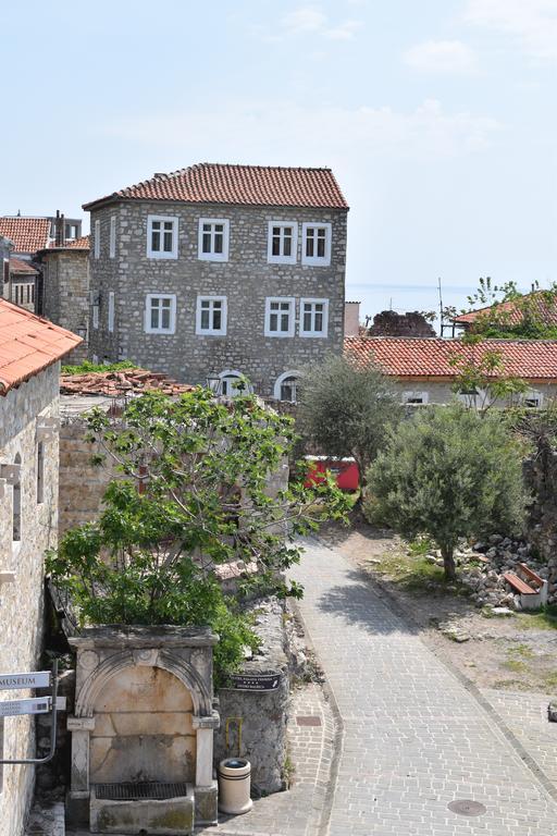 Guesthouse Maritimo Ulcinj Buitenkant foto